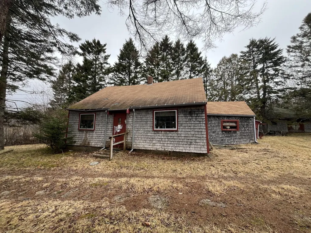 288 Marshville Road Harrington ME 04643
