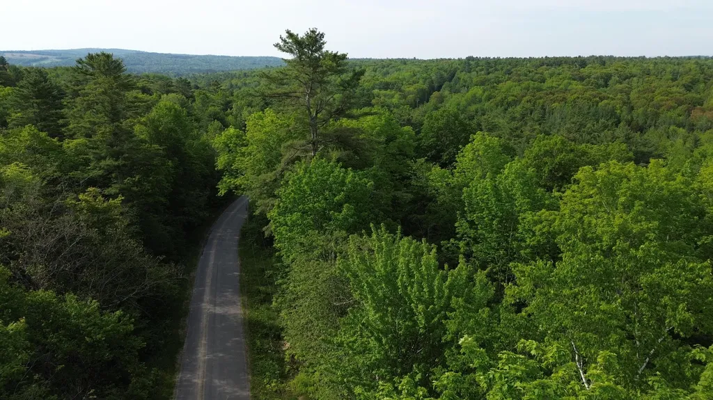 M5L13 Clark Road Prospect ME 04981