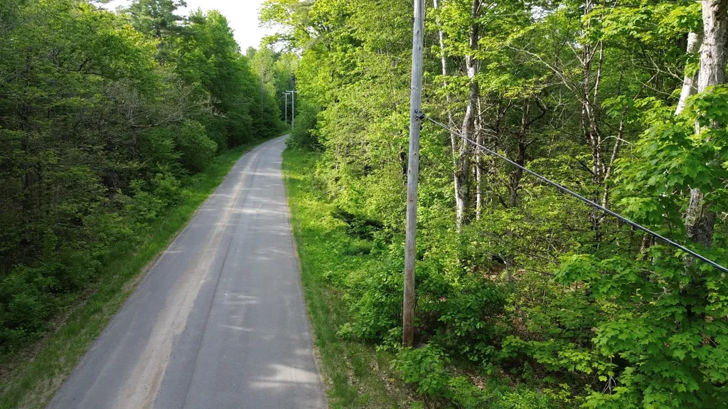 M5L13 Clark Road Prospect ME 04981