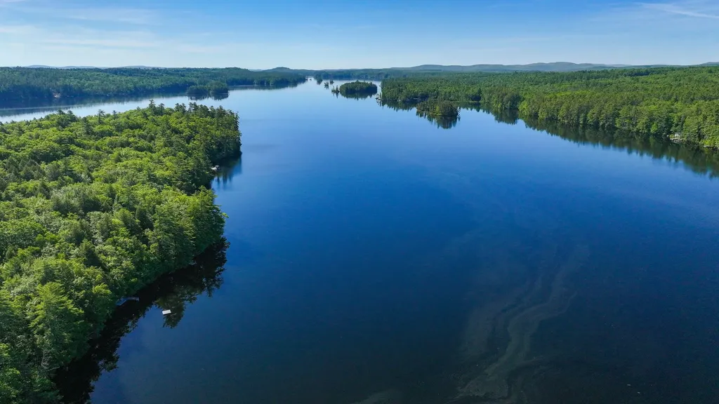 320 Commons Drive Bridgton ME 04009