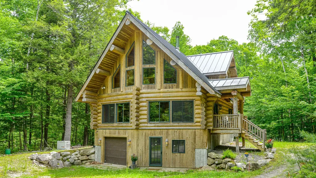 320 Commons Drive Bridgton ME 04009