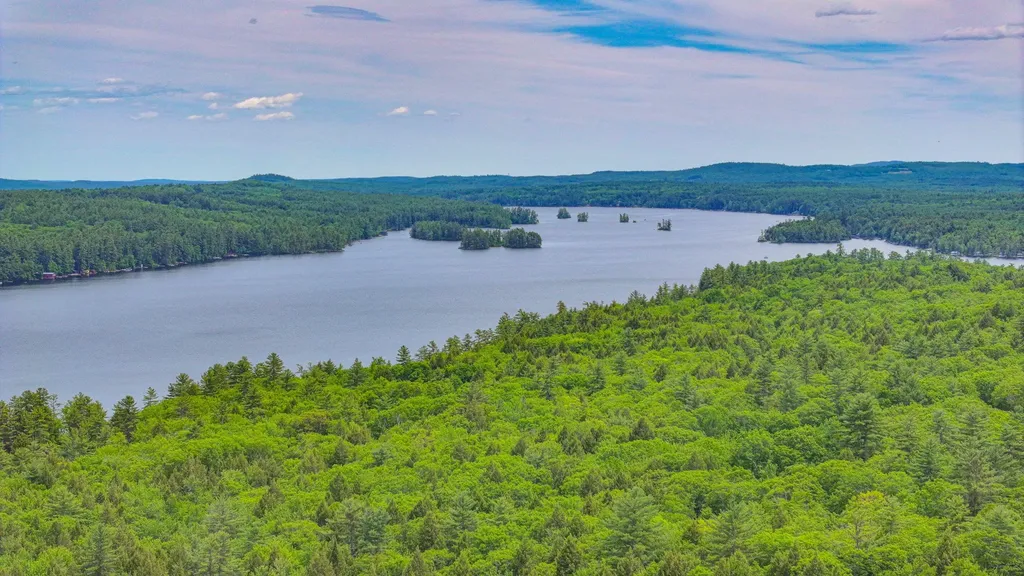320 Commons Drive Bridgton ME 04009