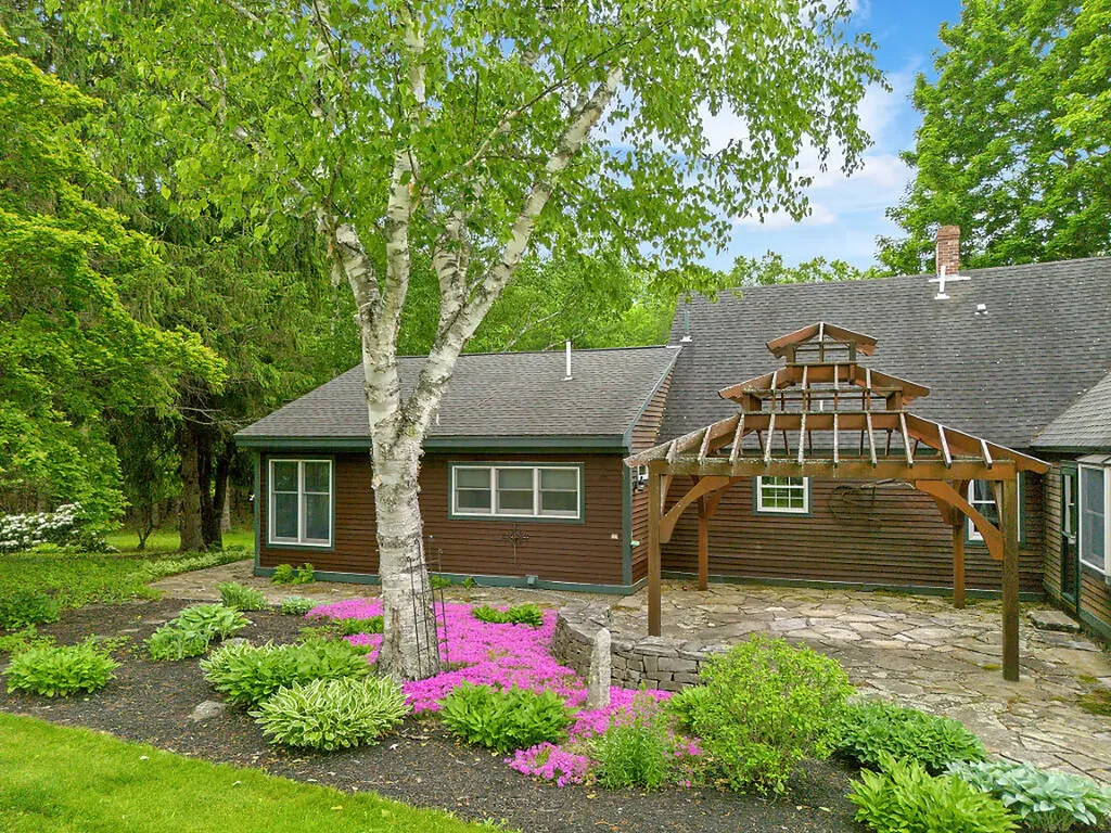 48 Pine Knoll Road Winthrop ME 04364