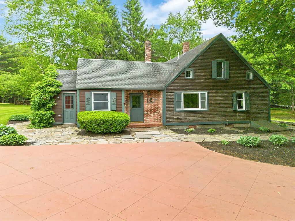 48 Pine Knoll Road Winthrop ME 04364