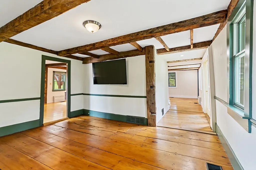 48 Pine Knoll Road Winthrop ME 04364