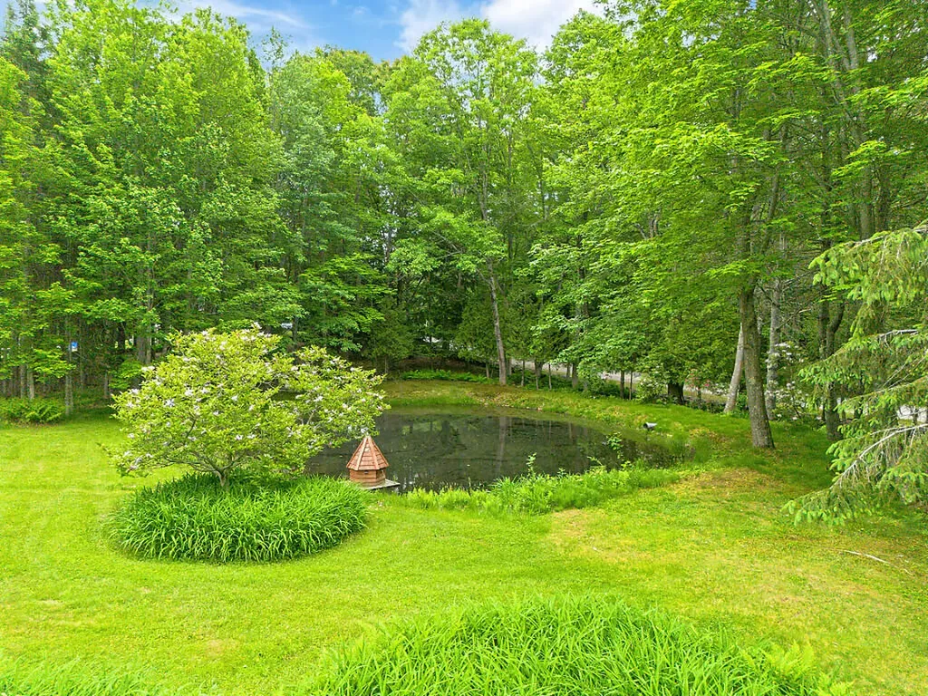 48 Pine Knoll Road Winthrop ME 04364