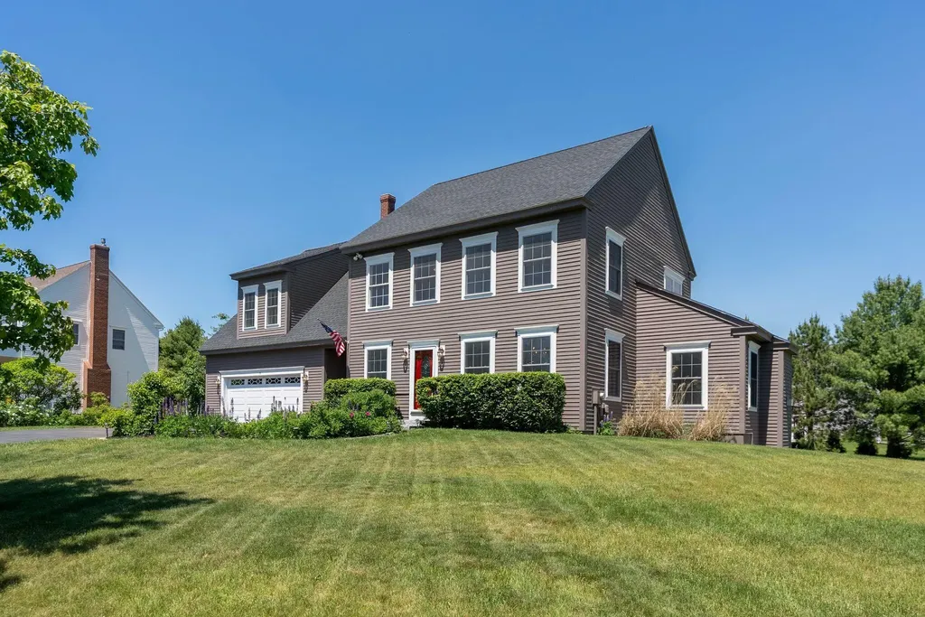 19 Fowler Farm Road Scarborough ME 04074