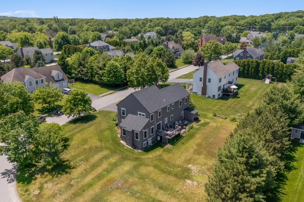 19 Fowler Farm Road Scarborough ME 04074