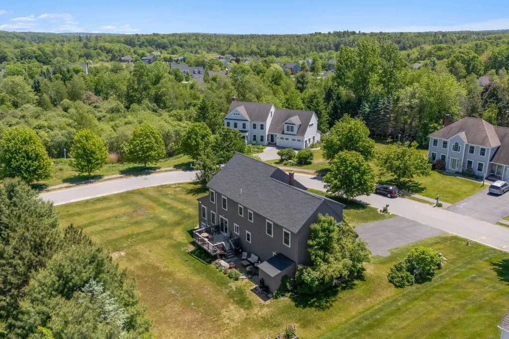 19 Fowler Farm Road Scarborough ME 04074