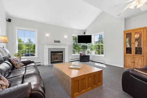 19 Fowler Farm Road Scarborough ME 04074