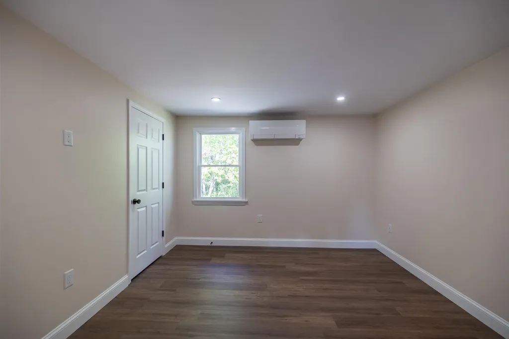 863 Minot Avenue Auburn ME 04210
