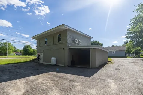 863 Minot Avenue Auburn ME 04210