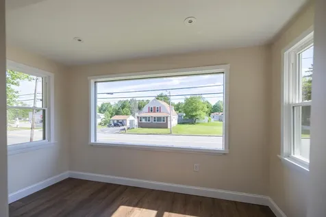 863 Minot Avenue Auburn ME 04210