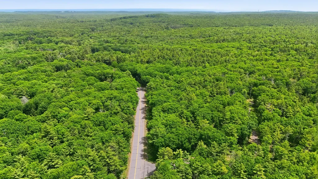 356 Mountain Road York ME 03902