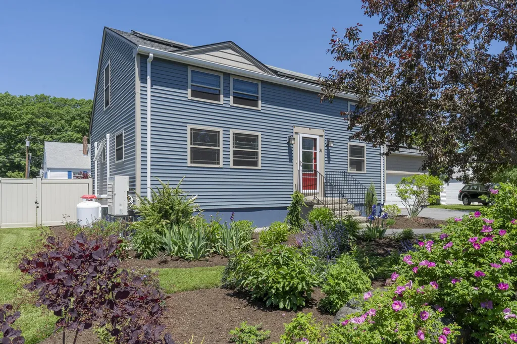 31 Samuel Road Portland ME 04103