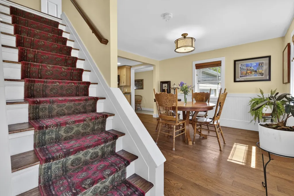 31 Samuel Road Portland ME 04103