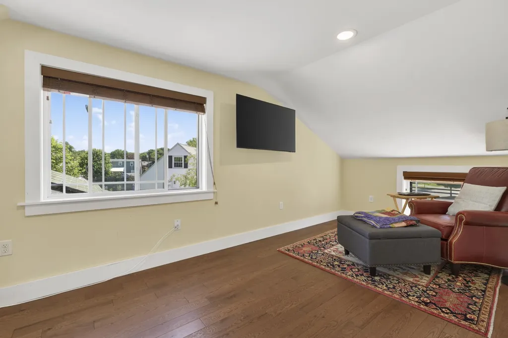 31 Samuel Road Portland ME 04103