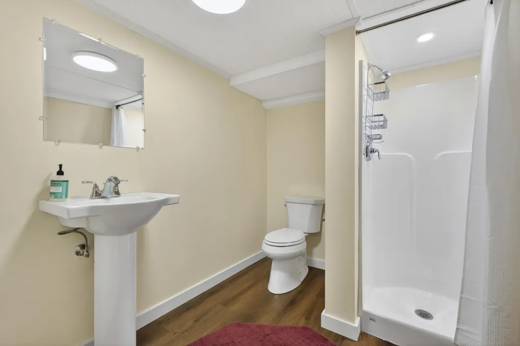 31 Samuel Road Portland ME 04103