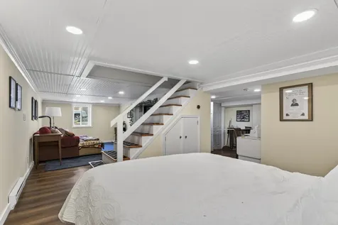 31 Samuel Road Portland ME 04103