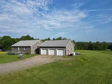 303 Phinney Farm Road Lincoln ME 04457