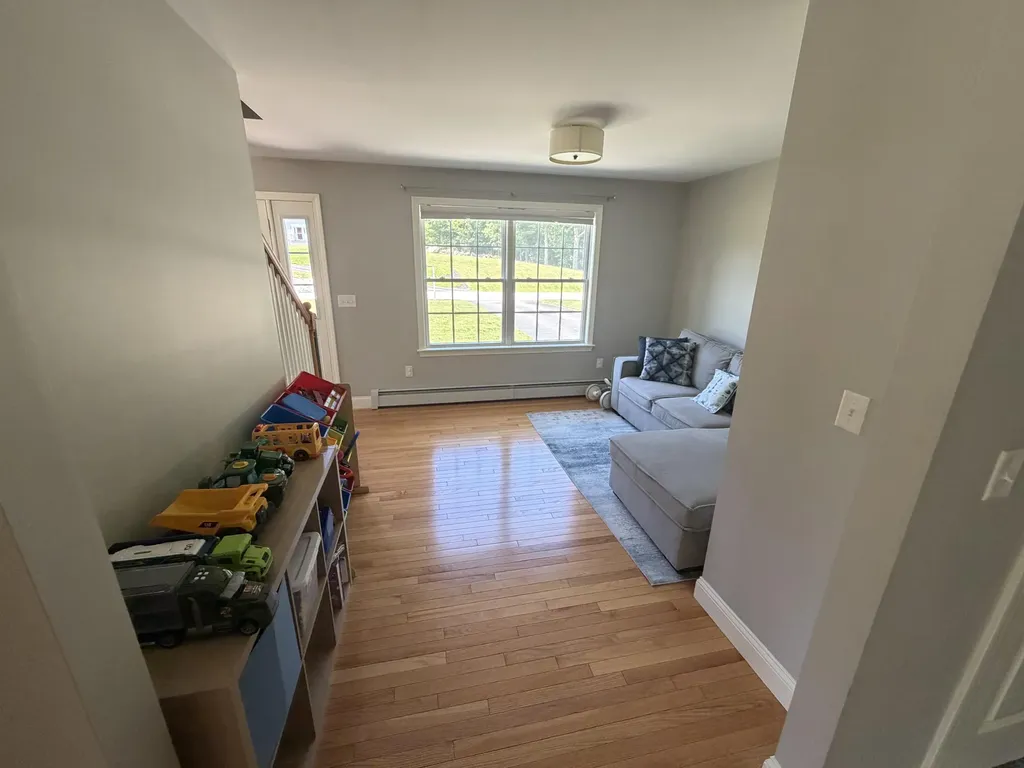 21 Eagles Nest Road Gray ME 04039