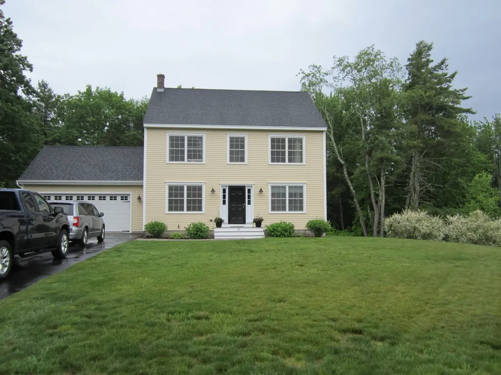 21 Eagles Nest Road Gray ME 04039