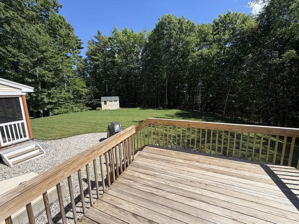 21 Eagles Nest Road Gray ME 04039