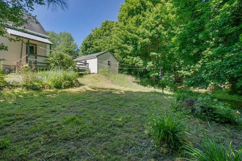 155 Spring Street Gardiner ME 04345