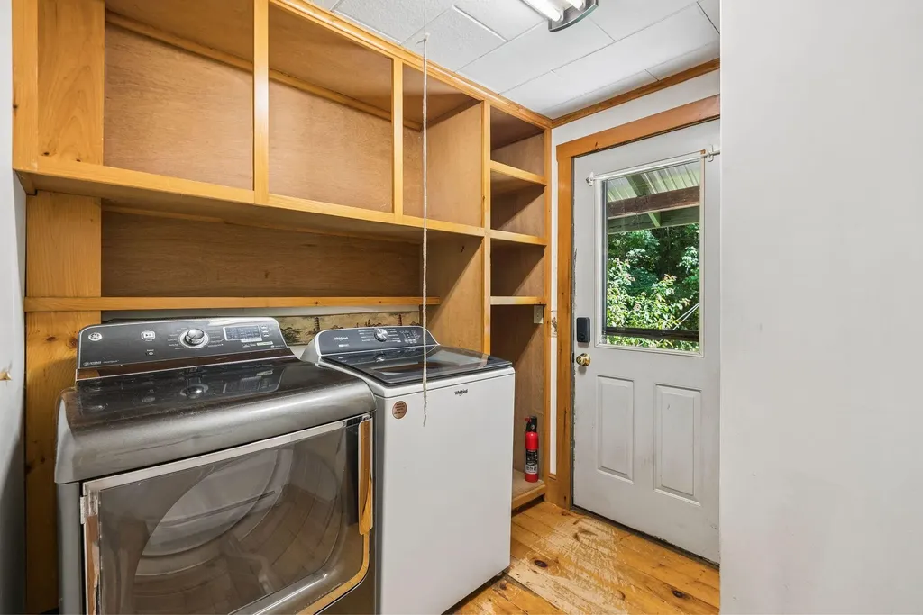 155 Spring Street Gardiner ME 04345