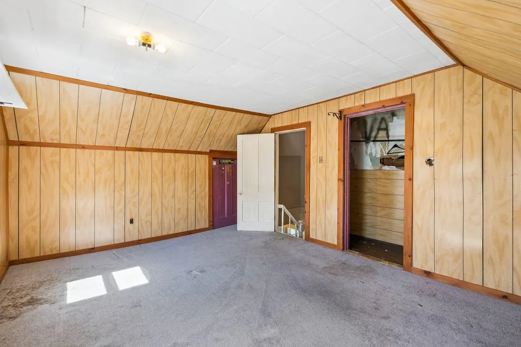155 Spring Street Gardiner ME 04345