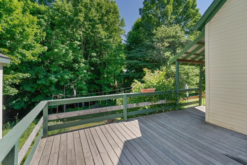 155 Spring Street Gardiner ME 04345