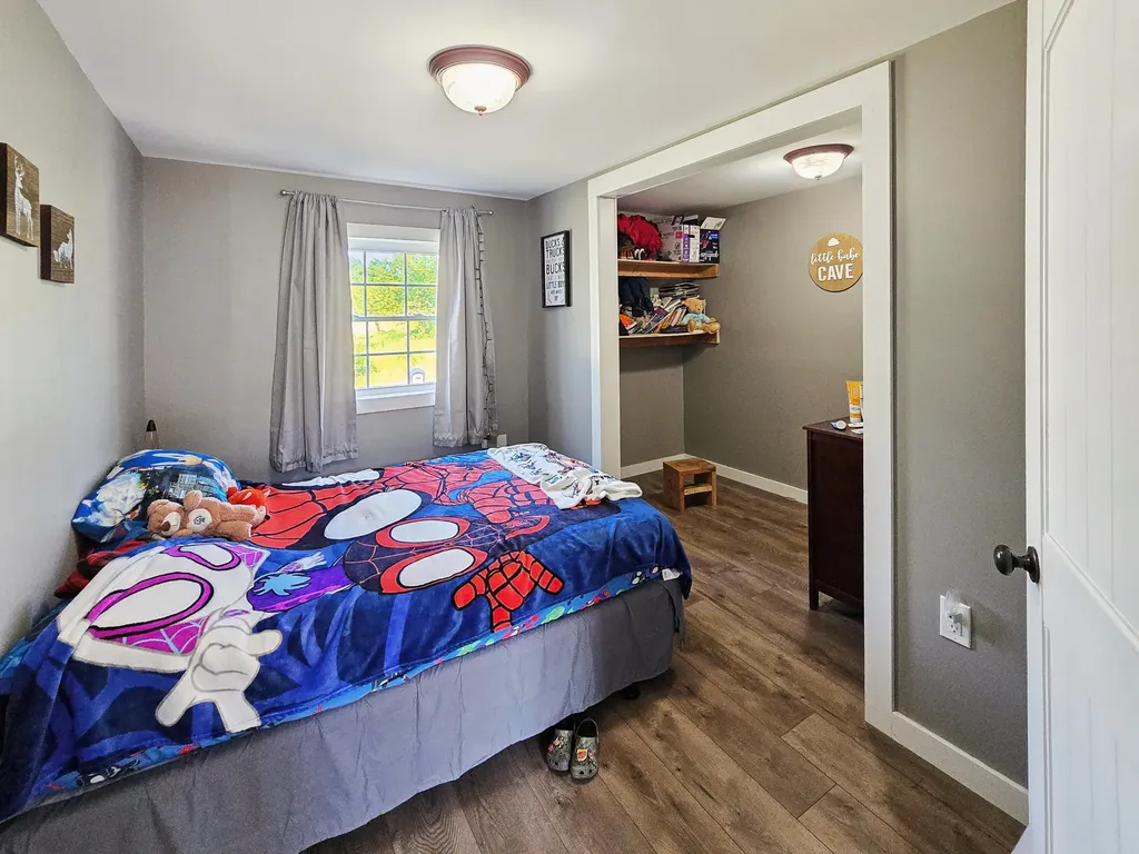 41 Whitten Road Burnham ME 04922