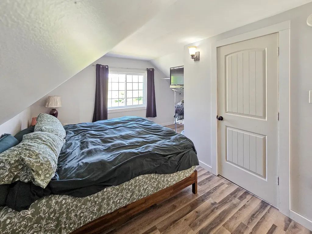 41 Whitten Road Burnham ME 04922