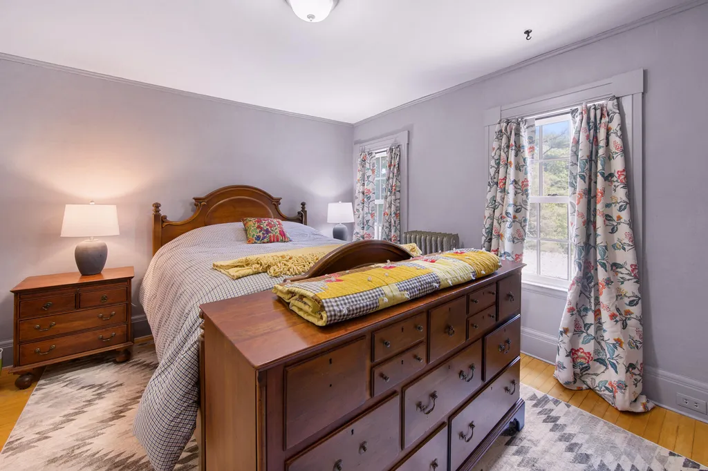 114 Main Street Orono ME 04473