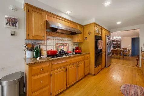 114 Main Street Orono ME 04473