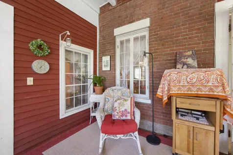 114 Main Street Orono ME 04473