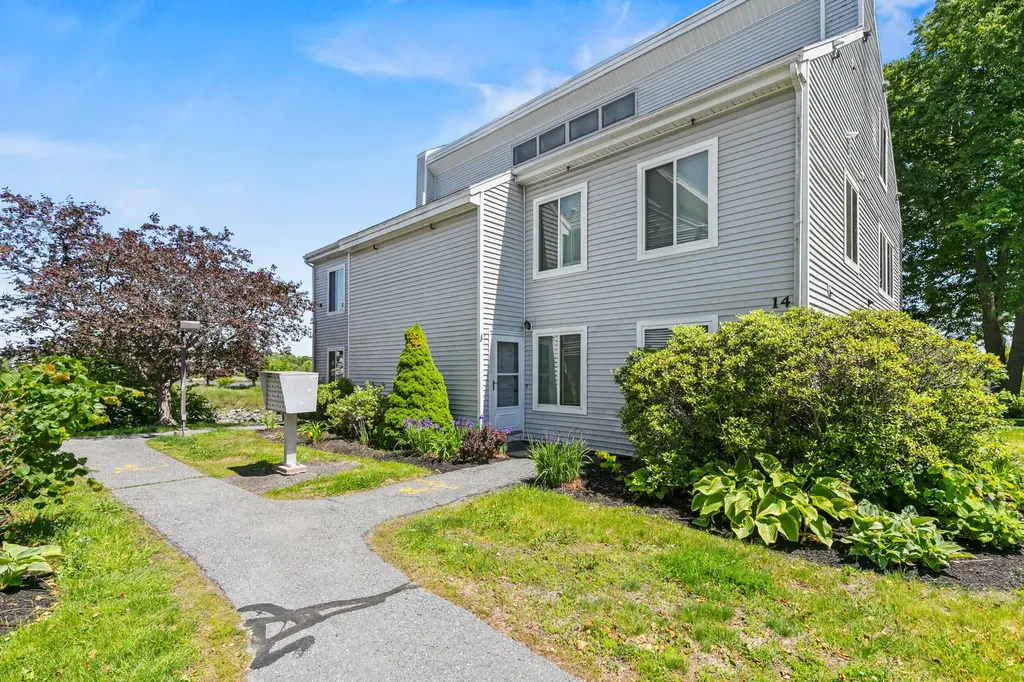 18 Ocean Street South Portland ME 04106
