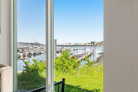 18 Ocean Street South Portland ME 04106