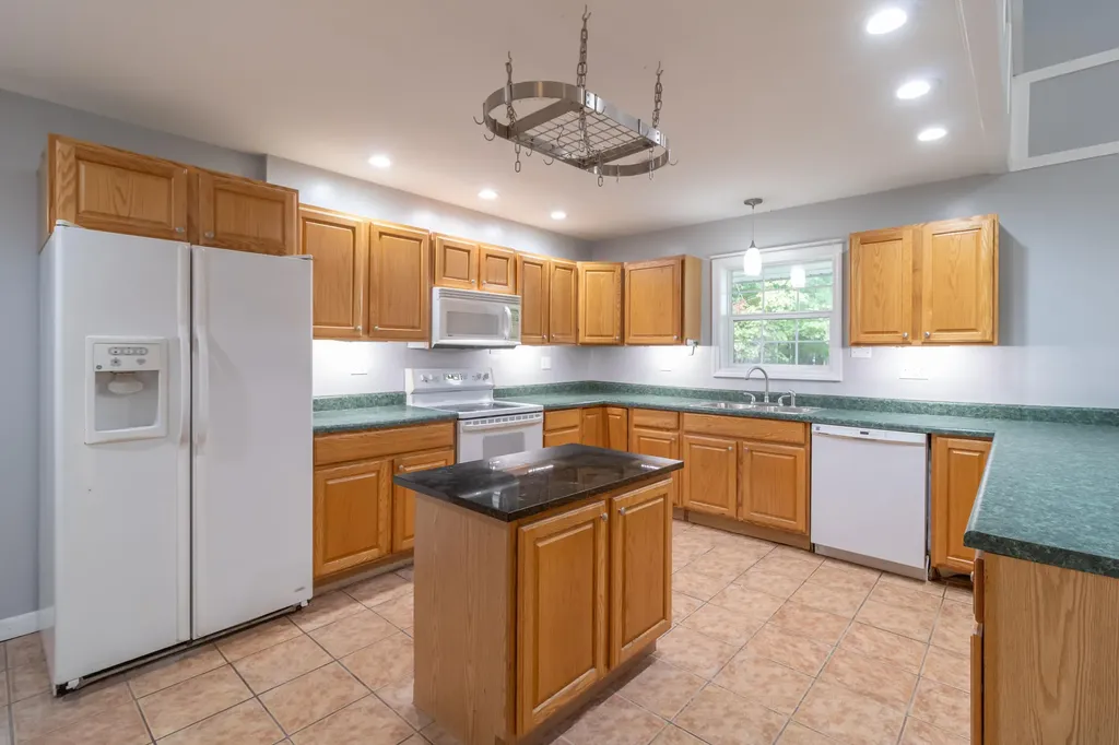 23 Millvale Road Bucksport ME 04416