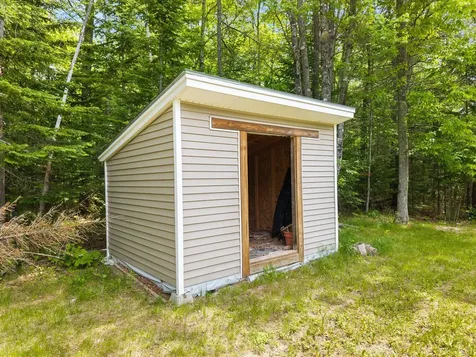 23 Millvale Road Bucksport ME 04416