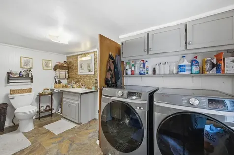 239 N Raymond Road Gray ME 04039