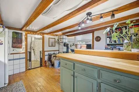 239 N Raymond Road Gray ME 04039