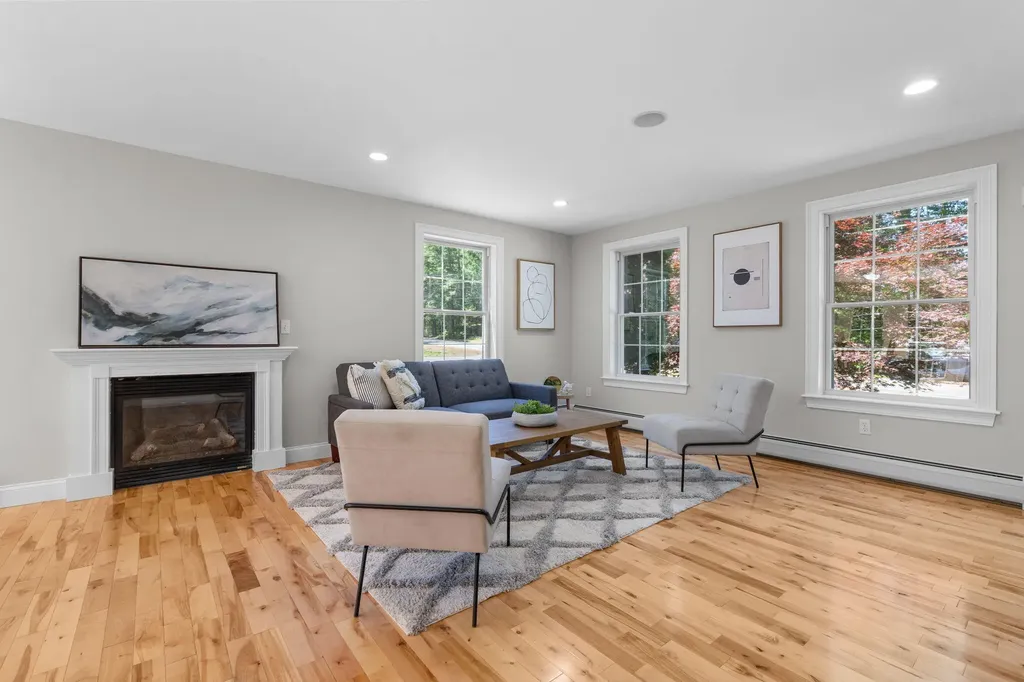 102 Mount Hope Road Sanford ME 04073