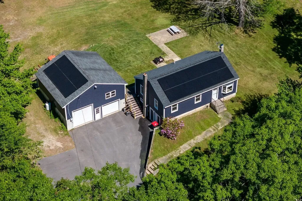 251 Valley Road North Berwick ME 03906