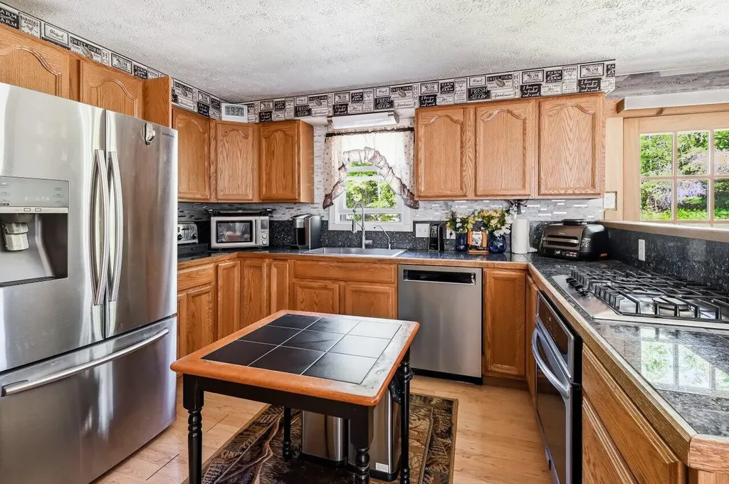 251 Valley Road North Berwick ME 03906