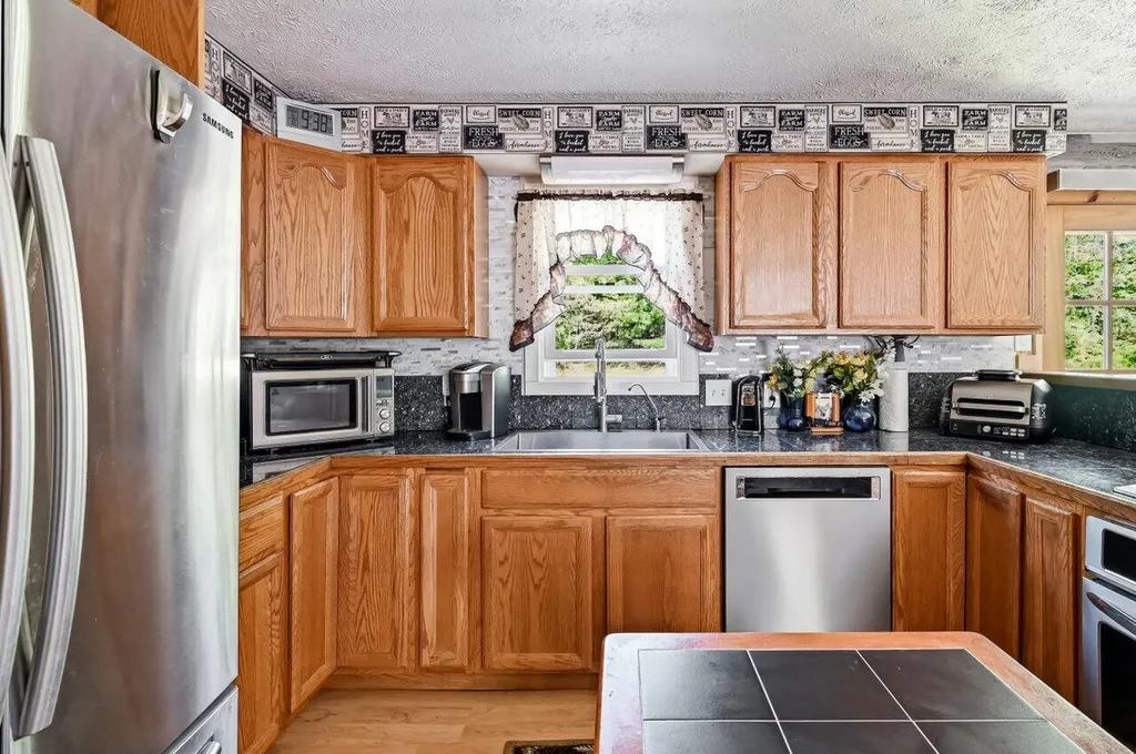 251 Valley Road North Berwick ME 03906