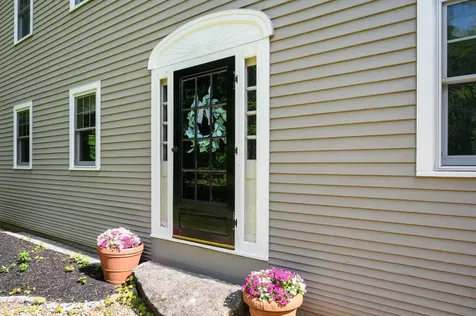 125 Jennie Lane Eliot ME 03903