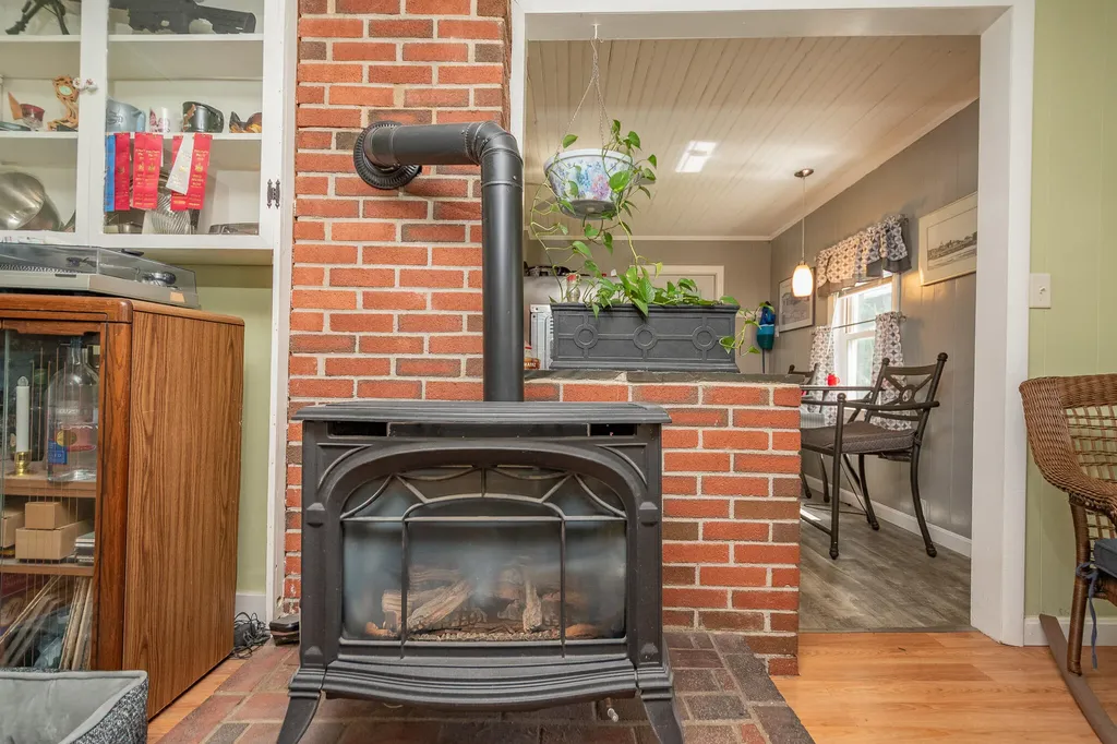 118 Summer Street Dover-foxcroft ME 04426