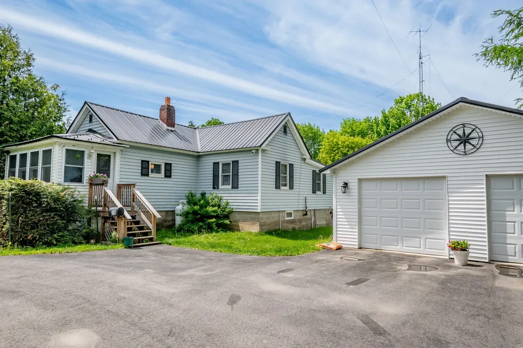 118 Summer Street Dover-foxcroft ME 04426