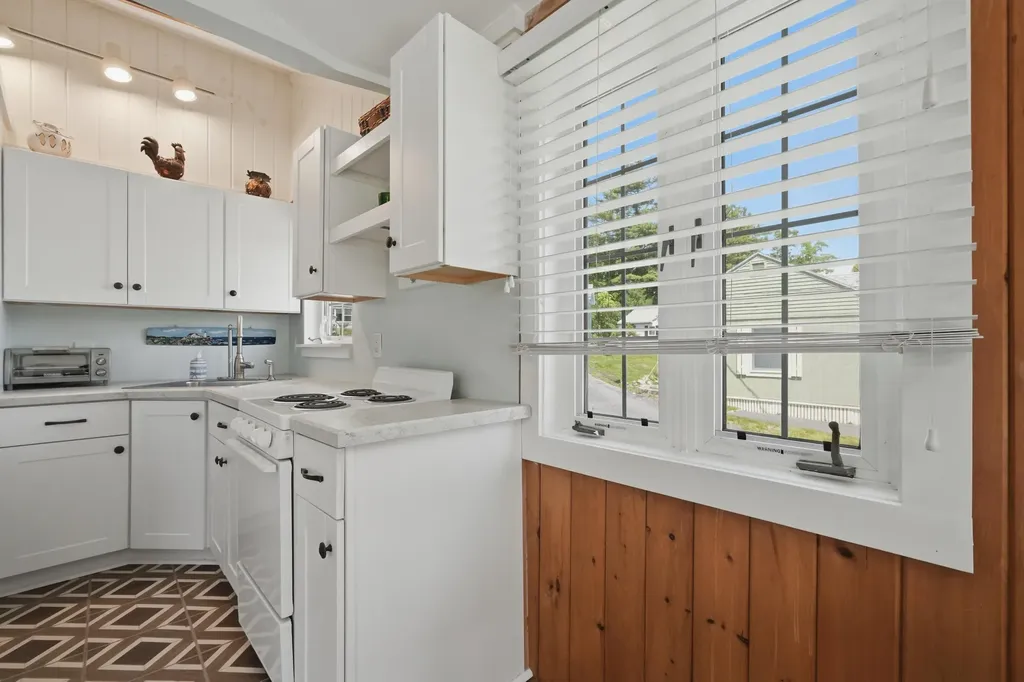 50 Eastwind Lane Ogunquit ME 03907